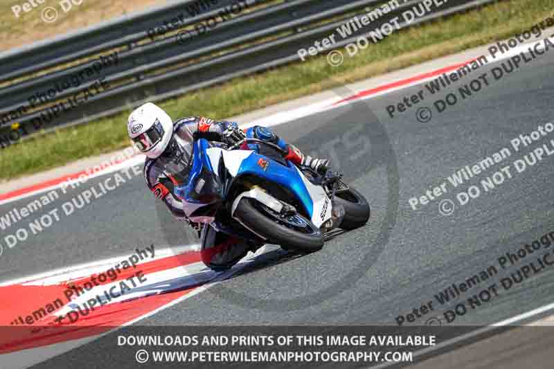 cadwell no limits trackday;cadwell park;cadwell park photographs;cadwell trackday photographs;enduro digital images;event digital images;eventdigitalimages;navarra;no limits trackdays;peter wileman photography;racing digital images;trackday digital images;trackday photos